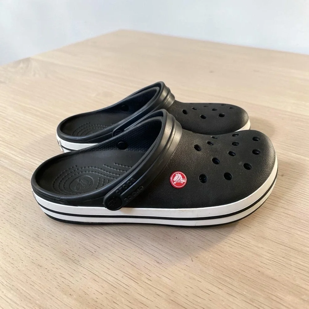 Crocs Unisex-Adult Crocband Clogs M8 W10 Black